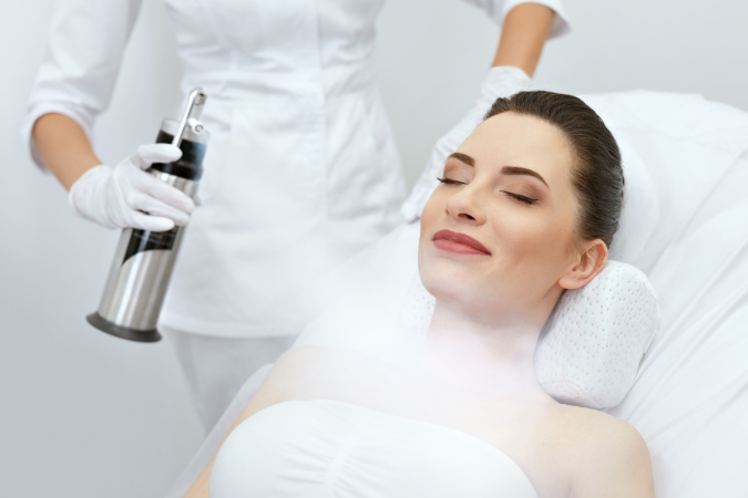 WHAT IS CRYO FACIAL?